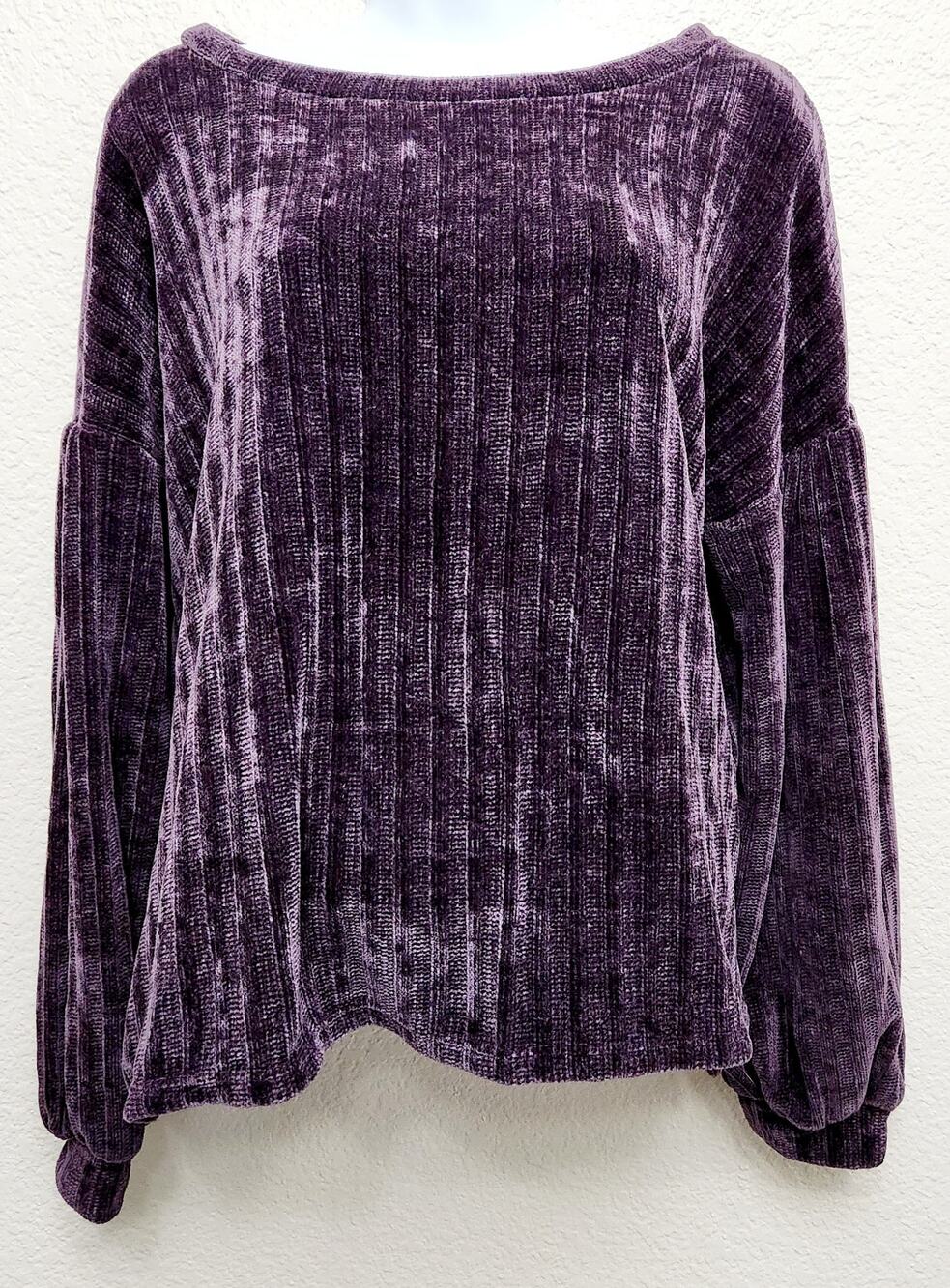 Hummingbird Purple Boat Neck Drop Shoulder Sweater Small Warm Cozy Comfy Soft